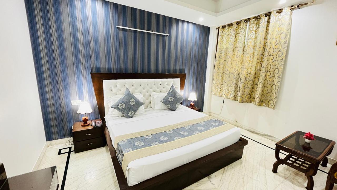Hotel Starline Sector 28 Gurgaon Exterior foto