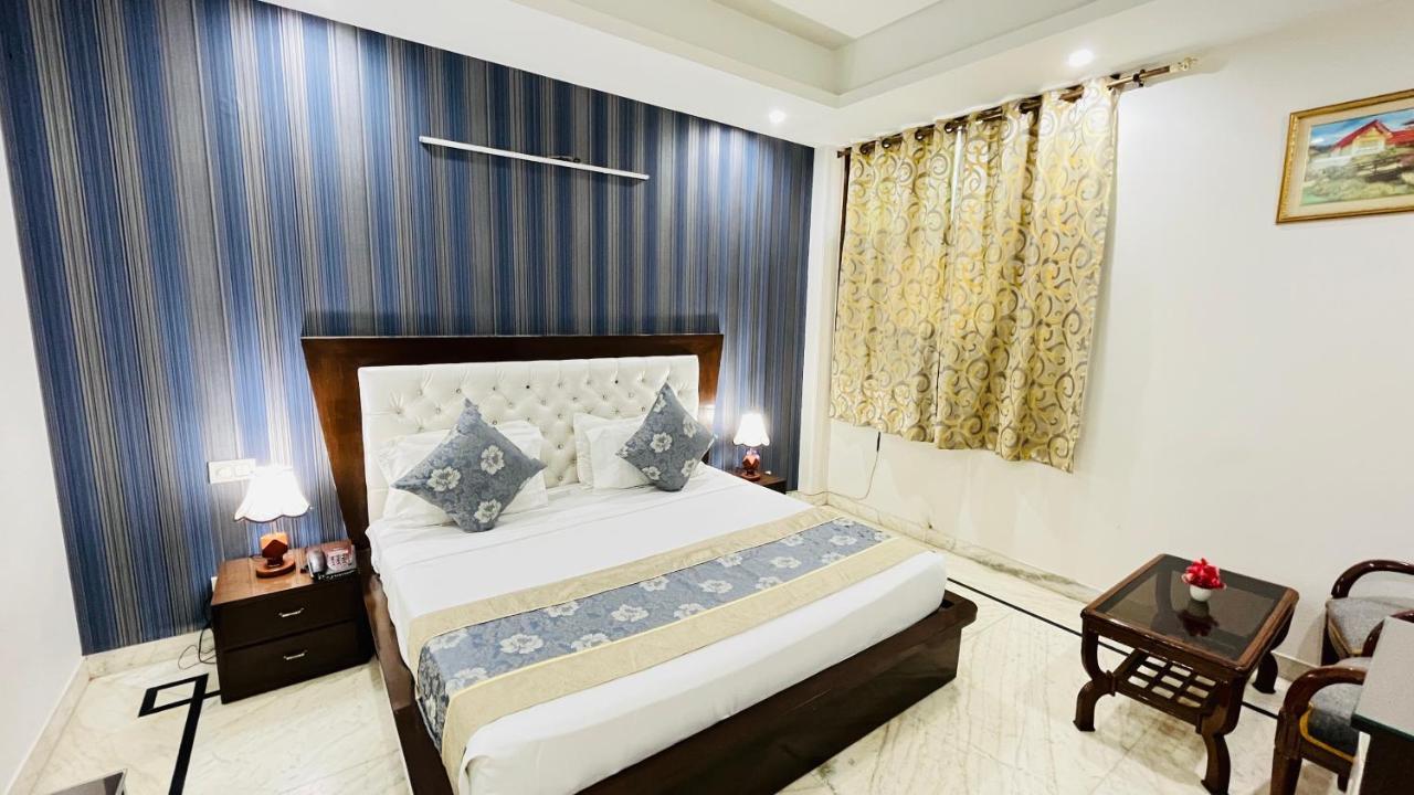 Hotel Starline Sector 28 Gurgaon Exterior foto