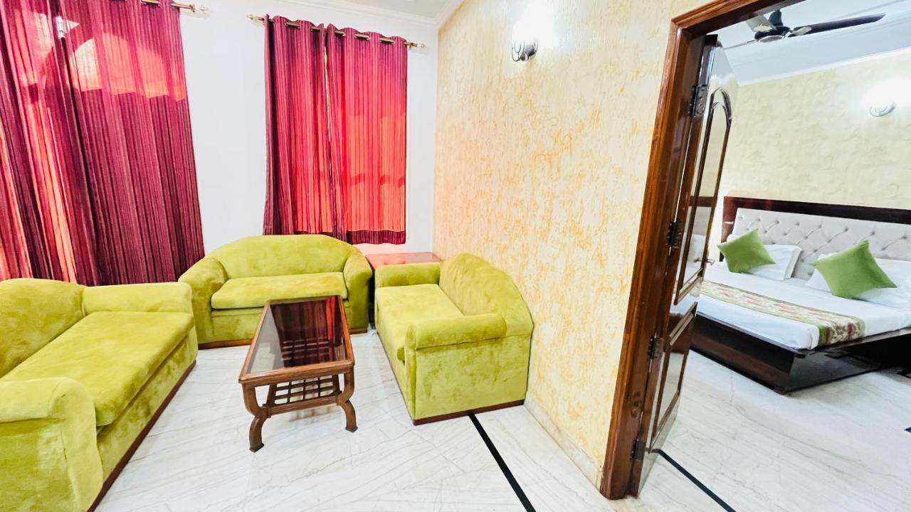 Hotel Starline Sector 28 Gurgaon Exterior foto