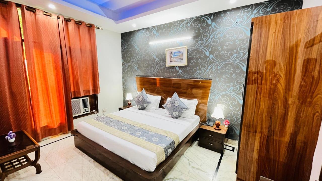 Hotel Starline Sector 28 Gurgaon Exterior foto