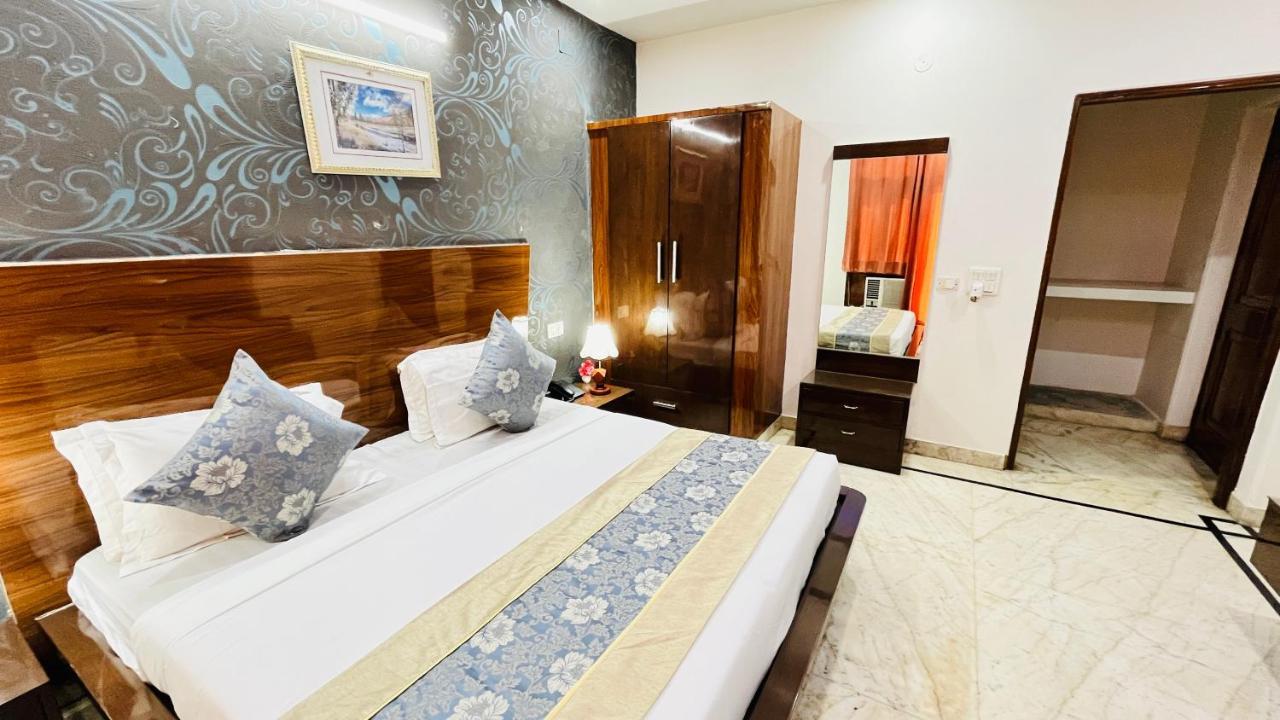 Hotel Starline Sector 28 Gurgaon Exterior foto
