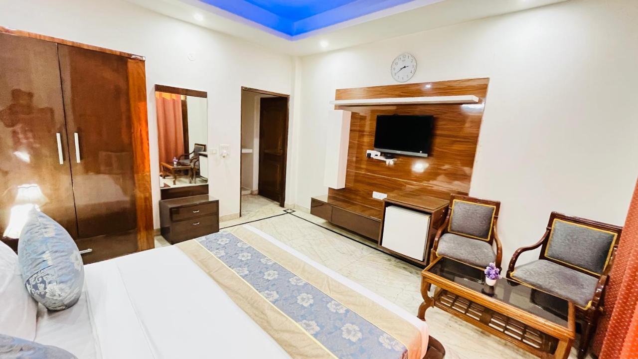 Hotel Starline Sector 28 Gurgaon Exterior foto